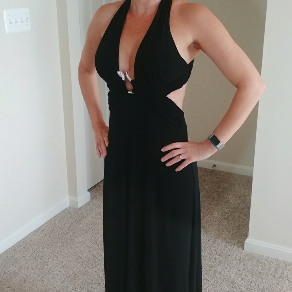 Long black Dress - Picture 3 of 4